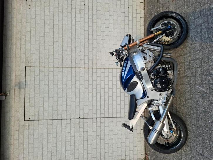 Suzuki hayabusa streetfighter, Motoren, Motoren | Suzuki, Bedrijf, Naked bike, meer dan 35 kW, 4 cilinders, Motorrijbewijs A, Ophalen