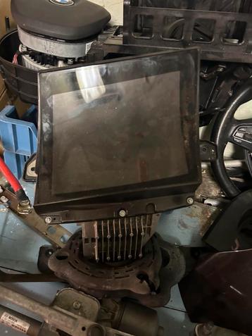 HUD bmw f10/f11 beschikbaar voor biedingen