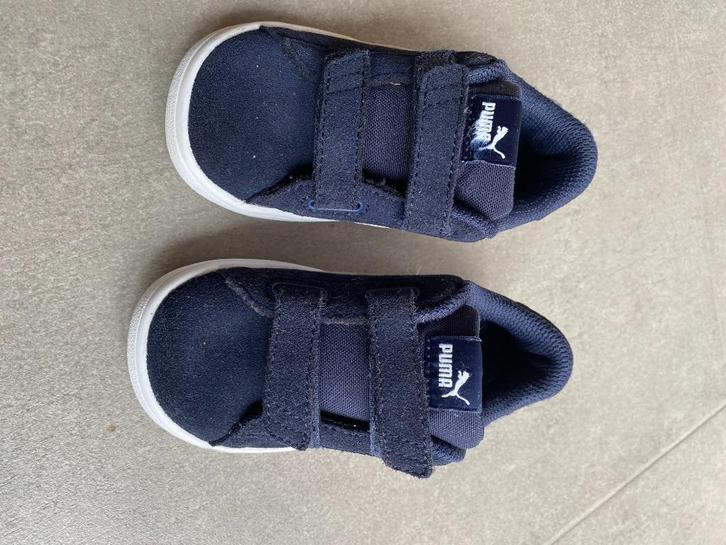 PUMA Smash V2 SD V sneaker blauw - maat 24 - perfecte staat, Kinderen en Baby's, Kinderkleding | Schoenen en Sokken, Gebruikt