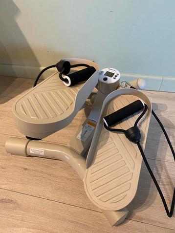 Domyos mini stepper MS500 Decathlon beschikbaar voor biedingen