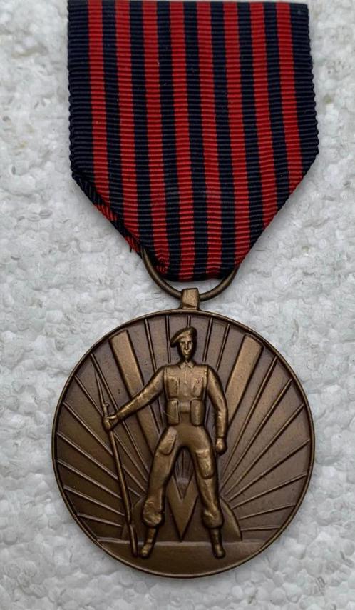 Medaille, WOII Med van de Vrijwilliger (Volontaires) 40-45, Verzamelen, Militaria | Algemeen, Landmacht, Lintje, Medaille of Wings