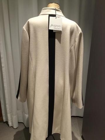 PERSONA de Marina RINALDI, veste neuve, taille 29 (50), Marina RINALDI, Enlèvement ou Envoi, Neuf, Beige