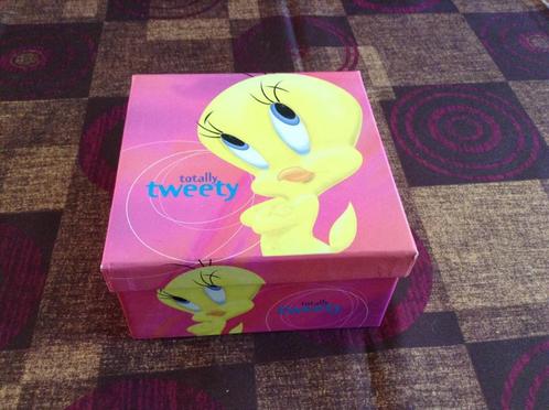 Boîte de rangement Looney Tunes Tweety (8 x 15 cm) (1999), Collections, Personnages de BD, Comme neuf, Ustensile, Looney Tunes