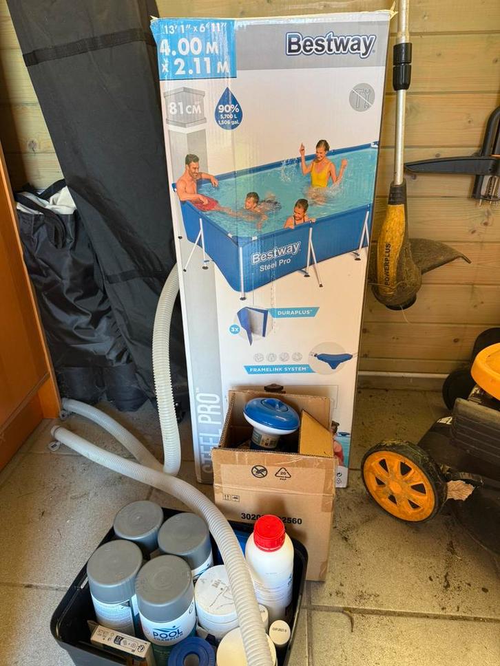 Piscine Steel Pro de 4,00 m x 2,11 m, Jardin & Terrasse, Piscines, Comme neuf, Enlèvement