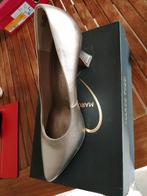 damesschoenen zilver, Kleding | Dames, Schoenen, Ophalen, Pumps, Overige kleuren, Zo goed als nieuw