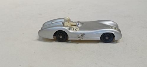 CRESCENT TOYS (GEEN DINKY) MERCEDES BENZ 2L5 GRAND PRIX, Hobby en Vrije tijd, Modelauto's | 1:43, Zo goed als nieuw, Auto, Overige merken