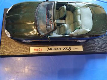 jaguar xk8 special edition 1996 groot schaalmodel maisto, Ophalen of Verzenden