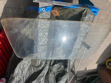 Bmw type 2002 voor en achterruit beschikbaar voor biedingen