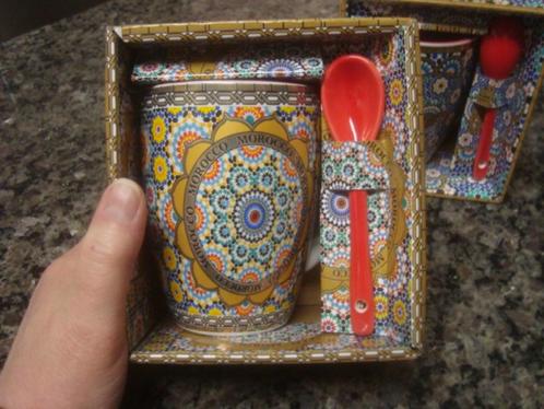 2 tasses marocaines, mug, avec cuillère, décor Maroc Morocco, Huis en Inrichting, Keuken | Servies, Nieuw, Kop(pen) en/of Schotel(s)
