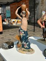 Statue Lladro représentant un porteur d'eau en parfait état, Antiquités & Art, Art | Sculptures & Bois, Enlèvement