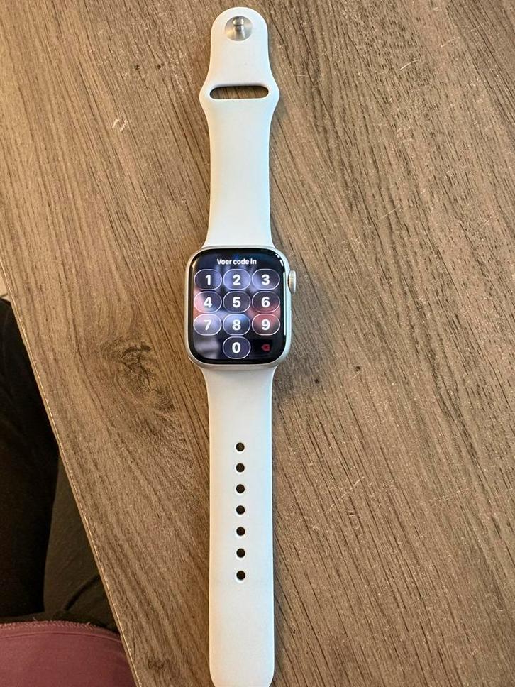 Apple watch series 8 41mm, Handtassen en Accessoires, Smartwatches, Zo goed als nieuw, Ophalen of Verzenden