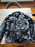 Ensemble pluie moto, Ensemble