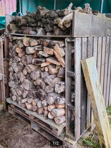 Brandhout  beschikbaar voor biedingen