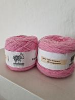 2 bolletjes angora wol, Nieuw, Ophalen
