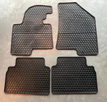 KIA Sportage rubberen automatten.  beschikbaar voor biedingen