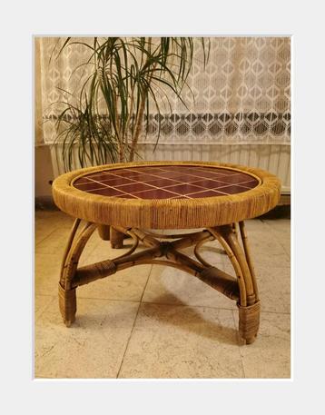 Vintage salontafel  beschikbaar voor biedingen