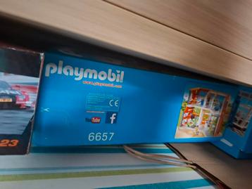 Ziekenhuis playmobil beschikbaar voor biedingen