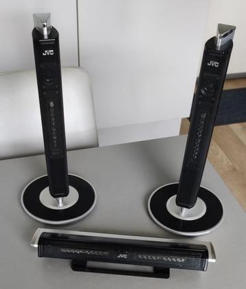 3 JVC boxen beschikbaar voor biedingen