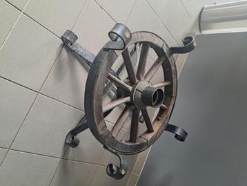 Table basse roue, Moins de 50 cm, Rond, Enlèvement, Utilisé