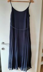 Belle robe longue plissée bleu foncé - taille S/M, Vêtements | Femmes, Robes, H&M, Taille 36 (S), Enlèvement, Porté