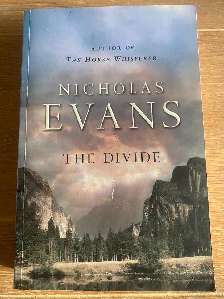 The Divide - Nicholas Evans, Livres, Romans, Utilisé, Enlèvement ou Envoi