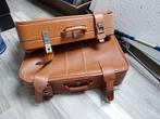 Lot de 2 valises anciennes cognac