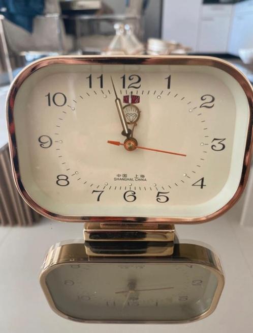 Elegante Vintage Tafelklok - Shanghai, Antiek en Kunst, Antiek | Klokken, Ophalen of Verzenden