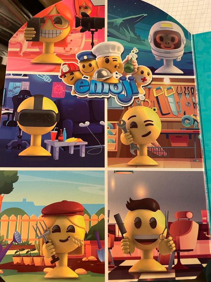 19€ 2024 Boîte complète Aldi Emoji vert clair 2024, Collections, Actions de supermarché, Aldi, Envoi