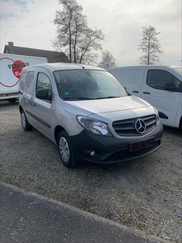 Mercedes citan beschikbaar voor biedingen