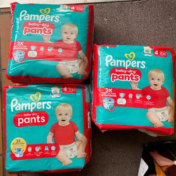 3 pakken Pampers Baby-Dry Pants - Maat 4 (9-15 kg) beschikbaar voor biedingen