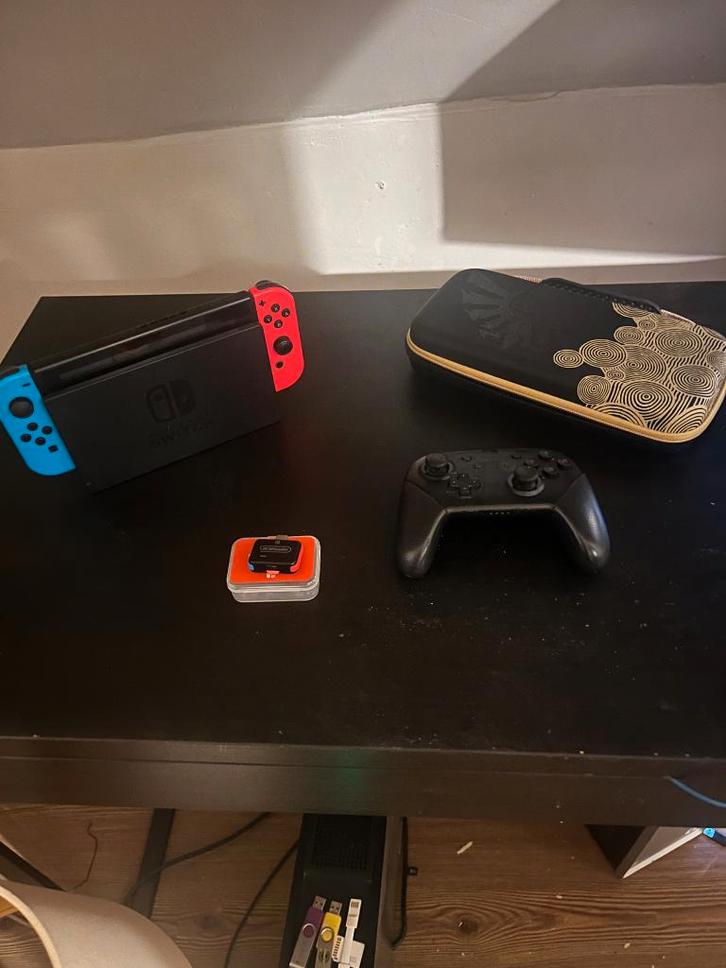 Nintendo Switch V2 Custom (Modded) – Kit + Manette Pro, Games en Spelcomputers, Spelcomputers | Nintendo Switch, Zo goed als nieuw
