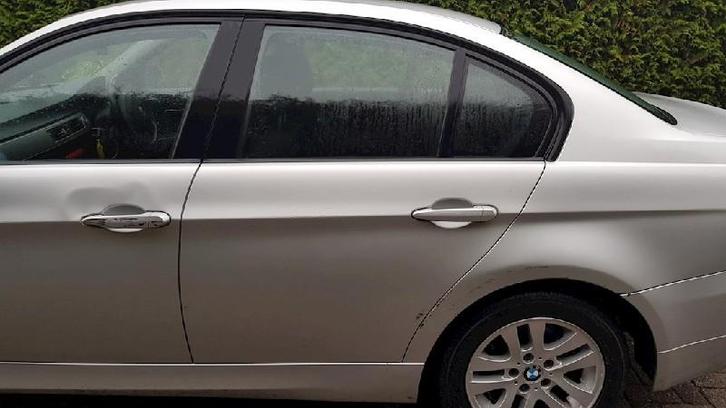 PORTE GAUCHE ARRIÈRE 3 serie (E90) (|41007203647|7203647|), Autos : Pièces & Accessoires, Carrosserie & Tôlerie, Porte, BMW, Arrière