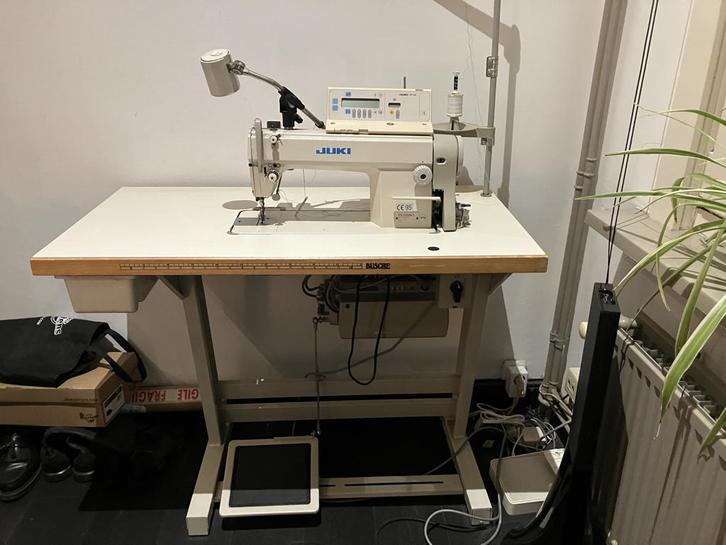 Industriële naaimachine Juki, Hobby & Loisirs créatifs, Machines à coudre & Accessoires, Utilisé, Machine à coudre, Autres marques