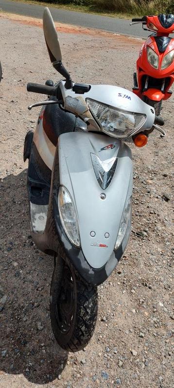 Scooter Sym grijs, Fietsen en Brommers, Snorfietsen en Snorscooters, Ophalen of Verzenden, Gebruikt, SYM