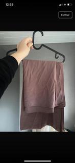 Foulard en soi, Vêtements | Femmes, Bonnets, Écharpes & Gants, Neuf, Taille 46/48 (XL) ou plus grande, Enlèvement ou Envoi, Zara
