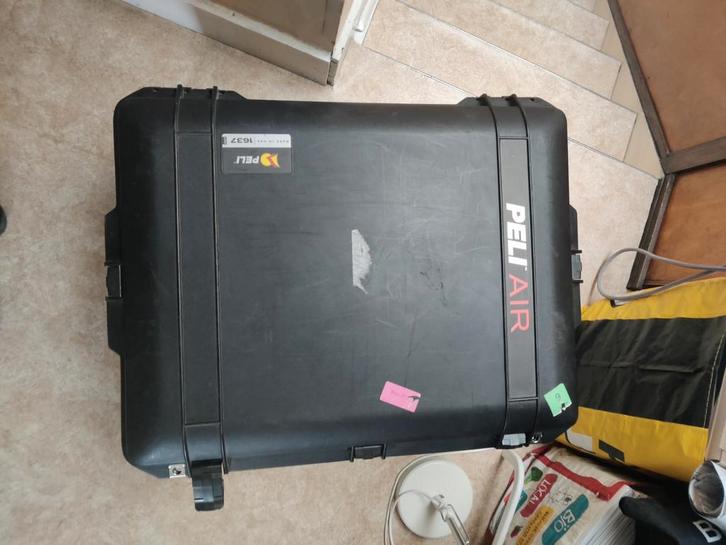 Peli Air 1637, Musique & Instruments, Boîtiers & Valises