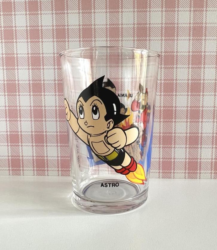 Verre à eau Astro Boy - 1984, Verzamelen, Glas en Drinkglazen, Gebruikt, Waterglas, Ophalen of Verzenden