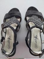 Sandalen met slede hak, zwart. Enkel af te halen, Kinderen en Baby's, Babykleding | Schoentjes en Sokjes, Ophalen, Gebruikt