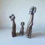 Te koop: Set van 3 houten hondensculpturen – €60, Ophalen of Verzenden, Zo goed als nieuw
