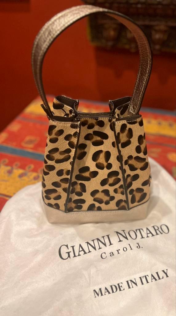 Nieuw prachtig handtasje heh ik nog niets eens gebruikt, Handtassen en Accessoires, Tassen | Schoudertassen, Nieuw, Overige kleuren