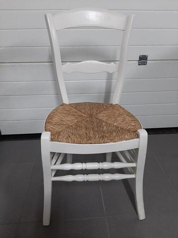eiken stoel met rieten zitting,vintage beschikbaar voor biedingen