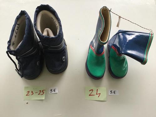 2 paar kinderlaarsjes maat 24, Kinderen en Baby's, Kinderkleding | Schoenen en Sokken, Zo goed als nieuw, Ophalen of Verzenden