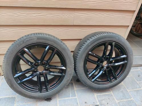 17' Dezent Aluvelgen en Michelin Zomerbanden, Auto-onderdelen, Banden en Velgen, Banden en Velgen, Zomerbanden, 17 inch, 215 mm