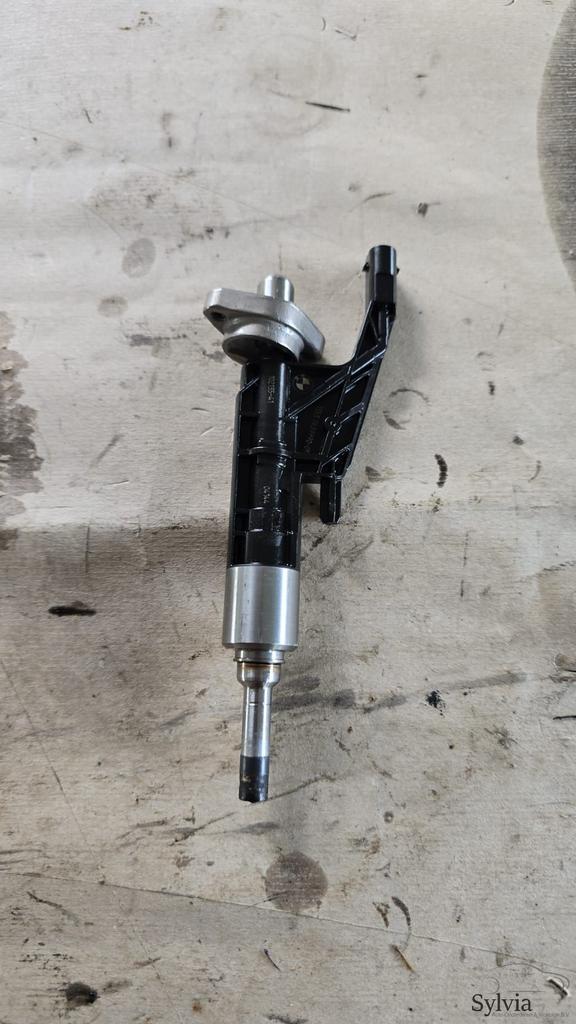 Injector BMW benzine injectie (per stuk)  Motorcode B48X Bos, Autos : Pièces & Accessoires, Systèmes à carburant, Utilisé, Enlèvement ou Envoi