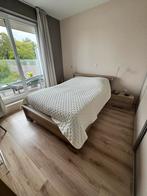 Bed + matras met nachtkastjes/ophalen oostduinkerke, Huis en Inrichting, Slaapkamer | Bedden, Ophalen, Gebruikt, Beige, 140 cm