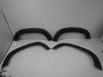 Land Rover Defender L663 Wielrandbekleding Set GRU, Ophalen of Verzenden, Gebruikt, Land Rover, Spatbord