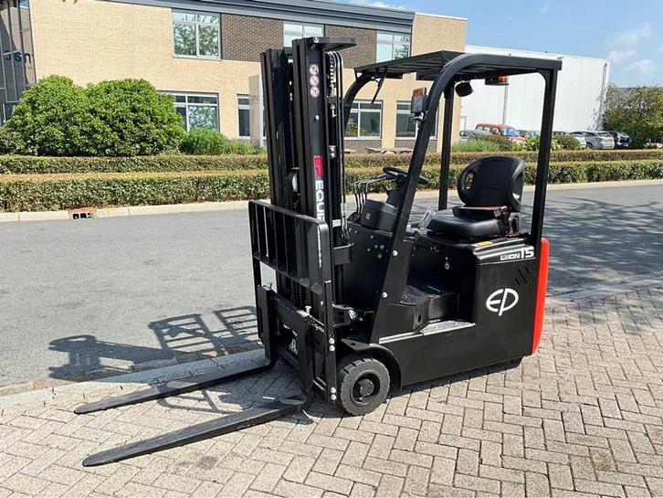EP EFS 151 - 4.35 meter Triplex, LI-Ion, Free-Lift, Side-Shi, Zakelijke goederen, Machines en Bouw | Heftrucks en Intern transport