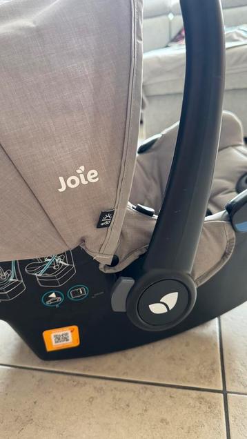 Joie i- autostoel voor zorgeloze reizen beschikbaar voor biedingen
