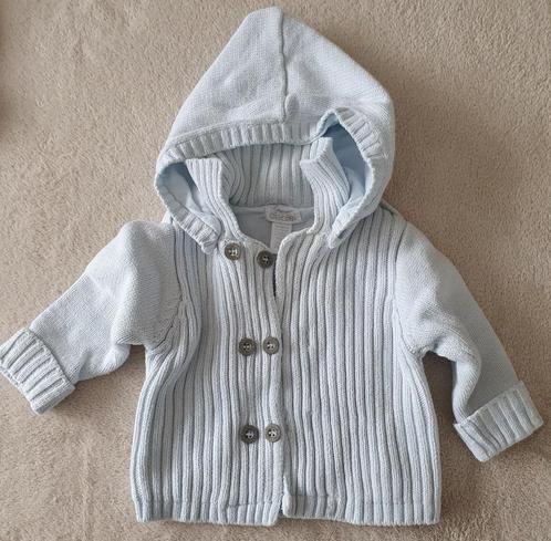 Gilet bleu capuche amovible -T60- Obaïbi - NEUF, Enfants & Bébés, Vêtements de bébé | Taille 62, Neuf, Garçon ou Fille, Pull ou Veste