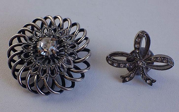 Revival Broches (2x: Costume Jewellery), Handtassen en Accessoires, Broches, Gebruikt, Ophalen